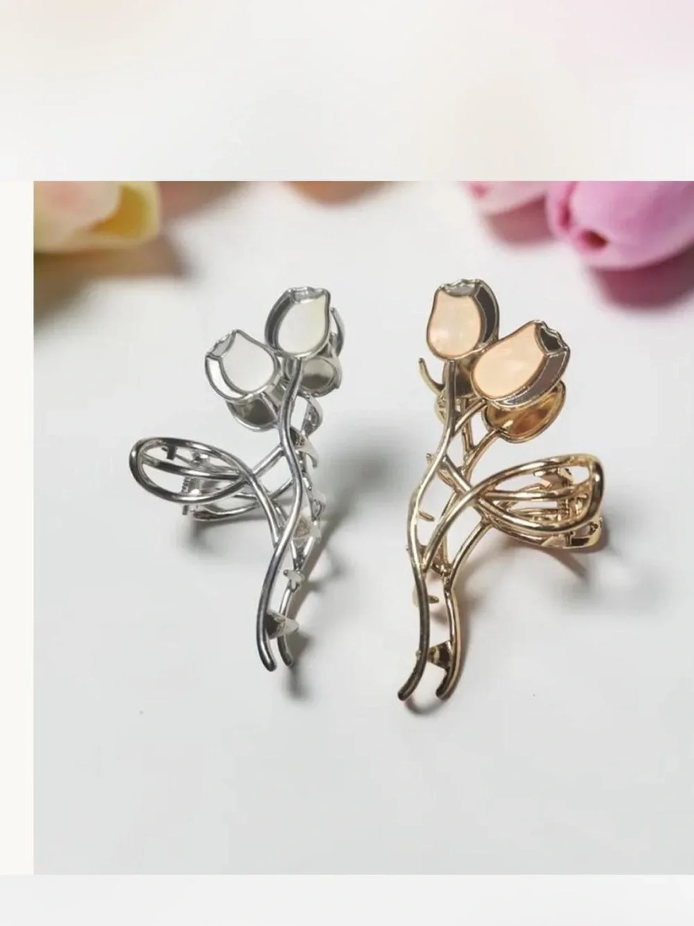 Brand New  Piper K tulips flowers 2-Pack Hair Claw Clip, 5 inches, gold/Silver